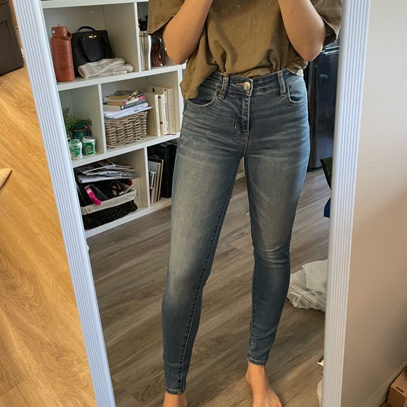 AE skinny jeans -Size 0 short - Picture 2 of 6